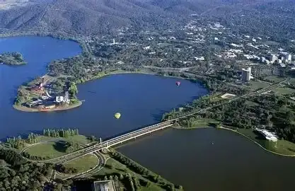 Adelaide & Canberra Adelaide & Canberra