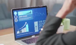 Analytics & Monitoring Tools Analytics & Monitoring Tools