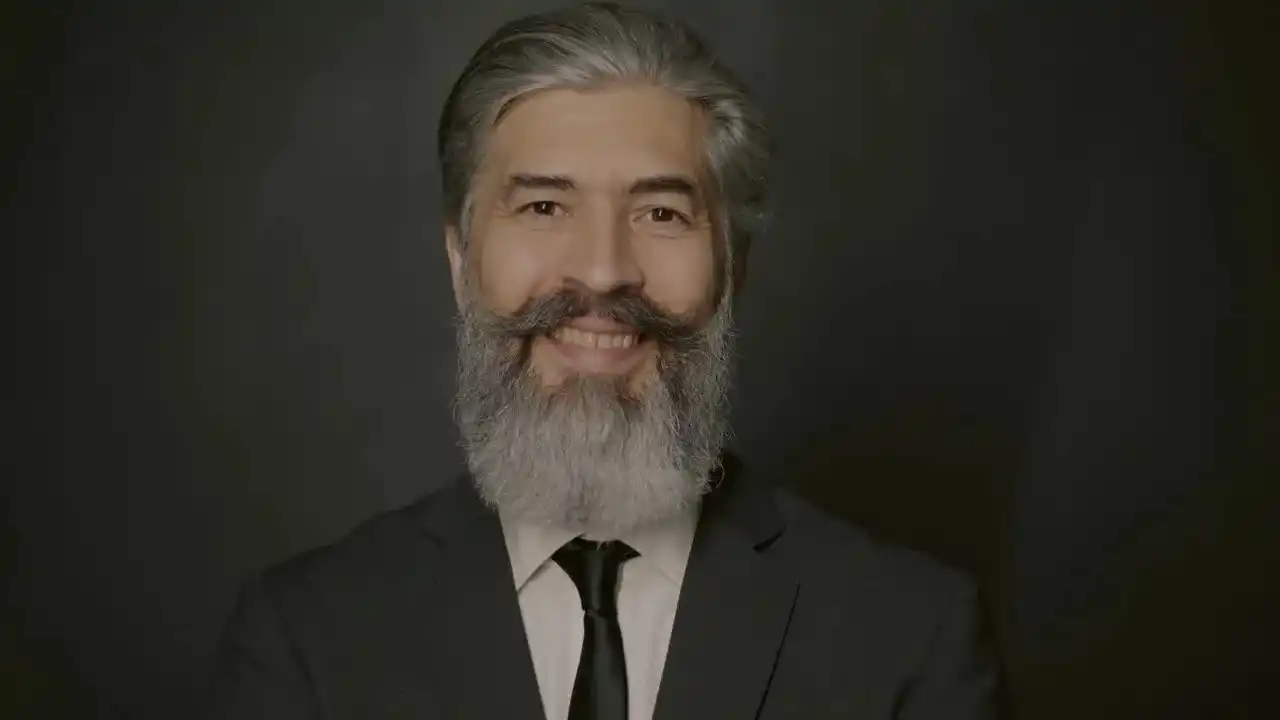 Michael Thompson, CEO, Skyline Properties
